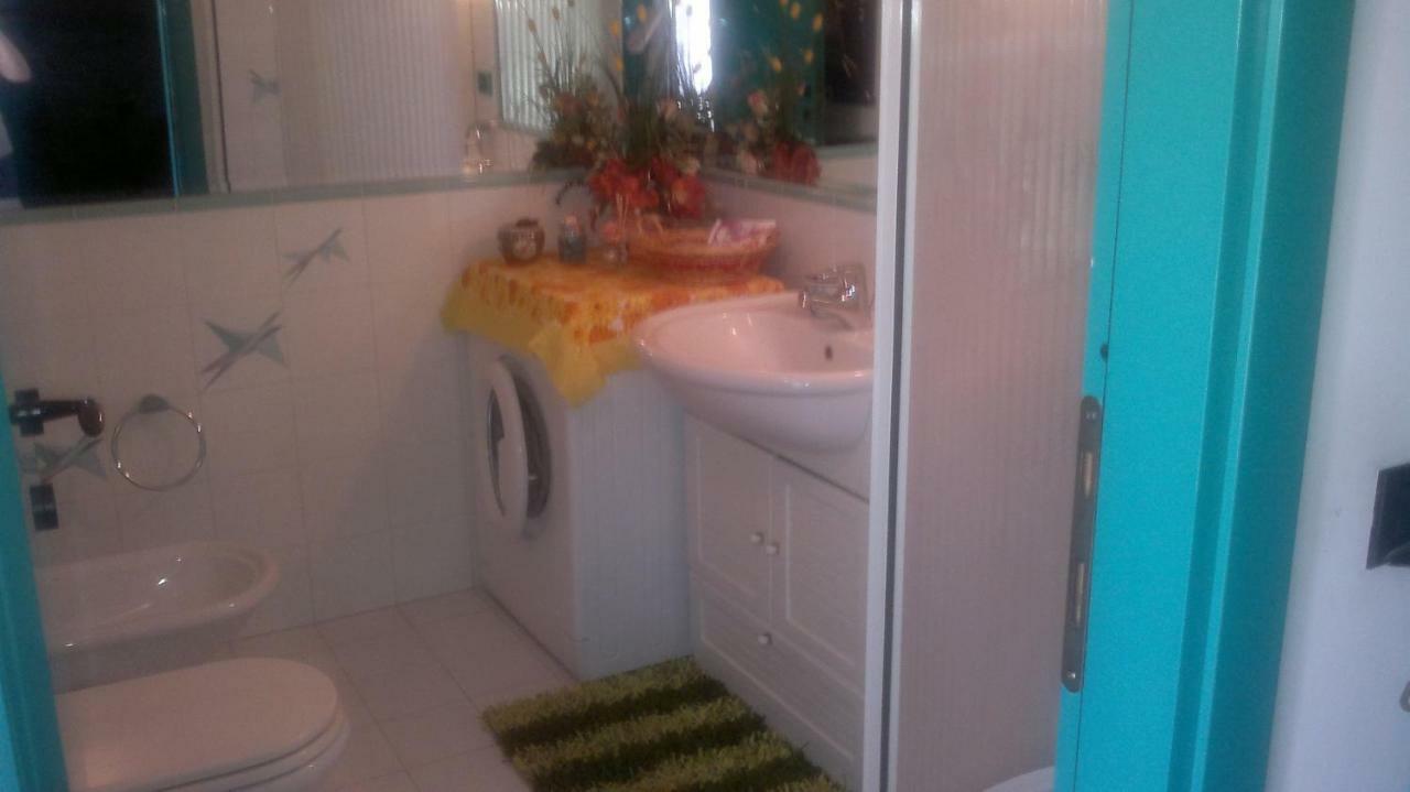Appartamento Relax แตร์นี ภายนอก รูปภาพ